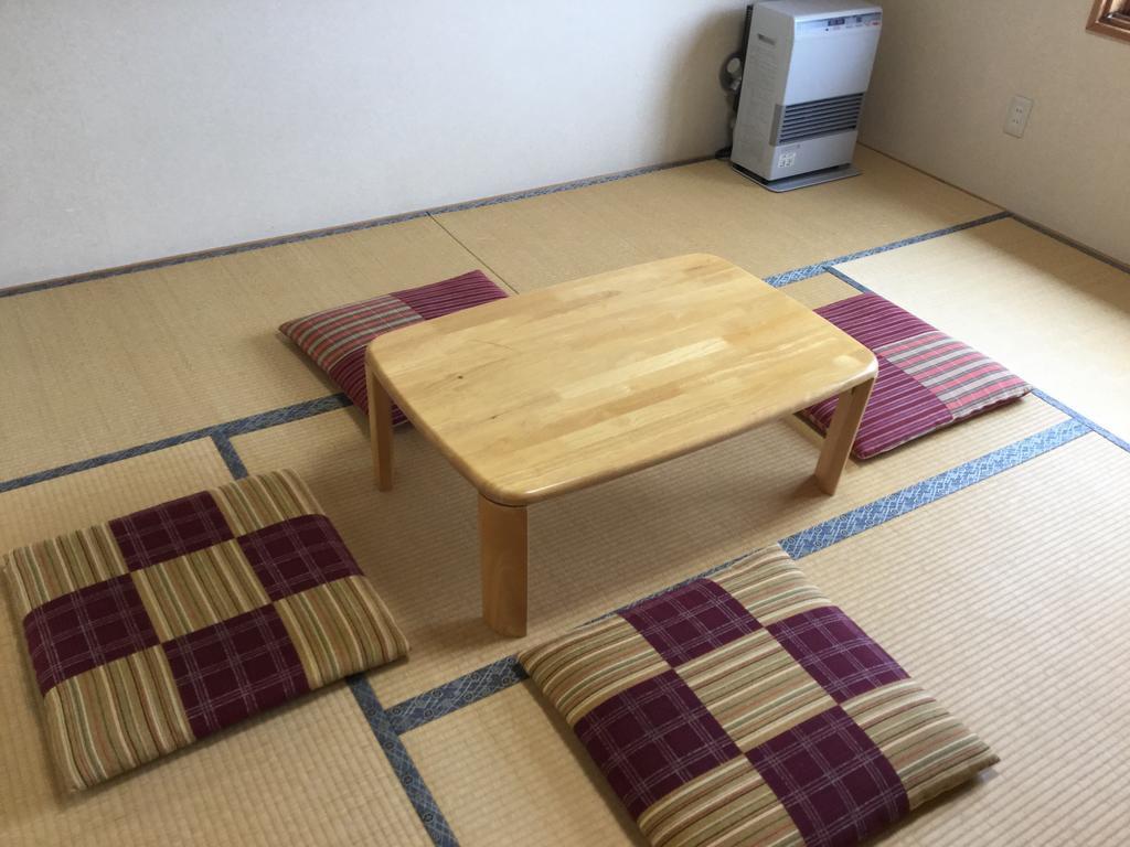 Natsumi No Sato Hotel Biei Exterior photo